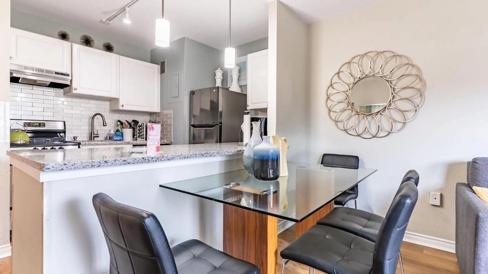 Eclectic Downtown & Cap Hill King Bed & Kitchen Villa Seattle 0*,