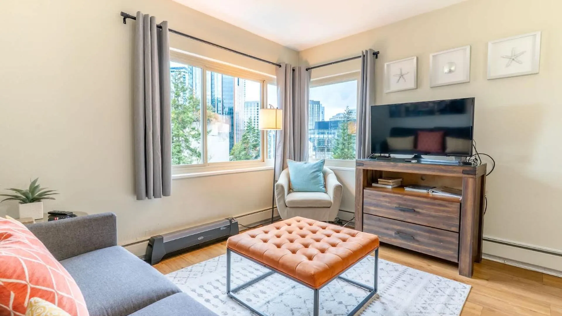 Eclectic Downtown & Cap Hill King Bed & Kitchen Villa Seattle 0*,  United States